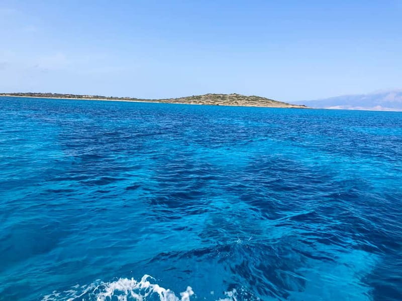 Elounda: VIP Motor Yacht Charter - 54 feet - 10 Guests - Practical Tips for a Smooth Trip