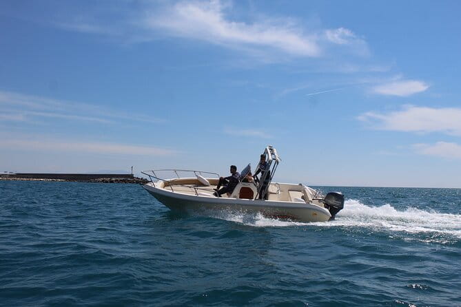 EN 21 boat rental without license on the Amalfi coast - FAQ
