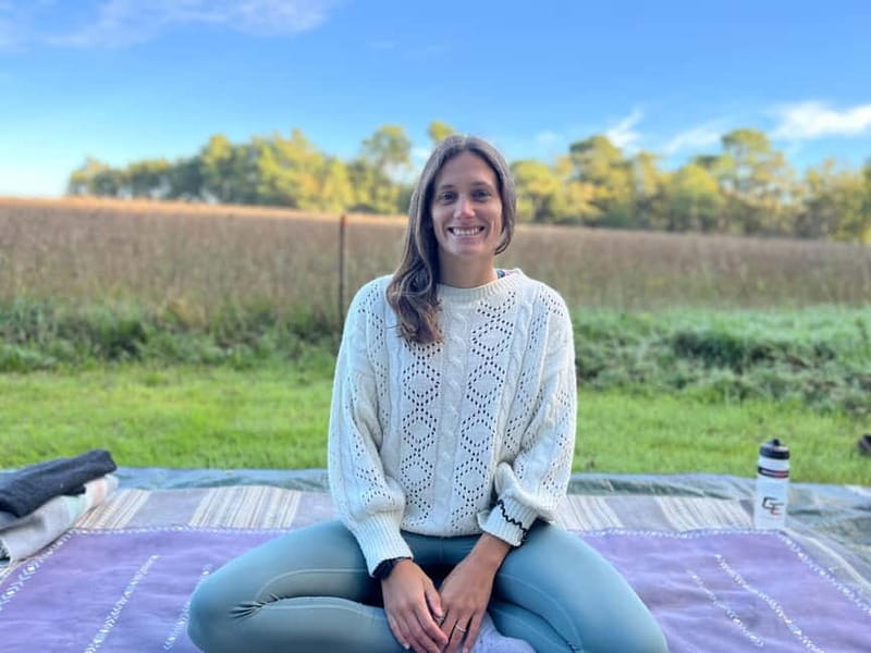 En Gironde: Group Yoga Classes All Levels - The Beauty of Practicing Yoga in the Gironde Countryside