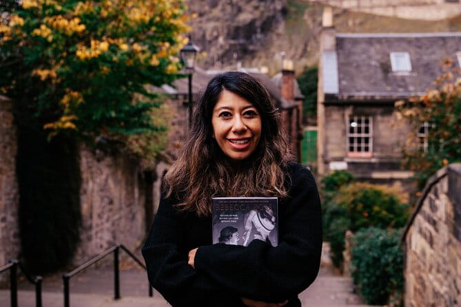 Enchanted Professional Private Photoshoot Tour in Edinburgh - FAQ