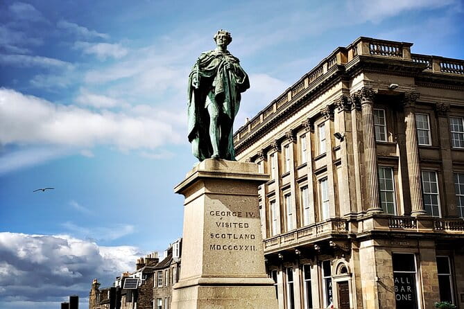 Enchanting Edinburgh: Half-Day Walking Tour with Local Guide - Who Will Love This Tour?