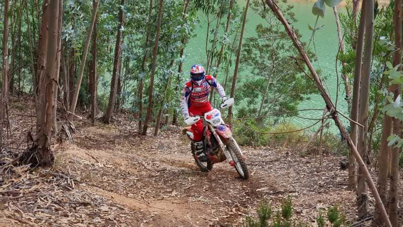 Enduro Ride three hours - Carregado, Lisboa - A detailed look at the enduro experience in Carregado