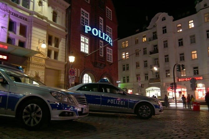 ENGLISH GUIDED TOUR ST. PAULI - The Black diamonds of Hamburg - the sinful mile - Price and Logistic Insights