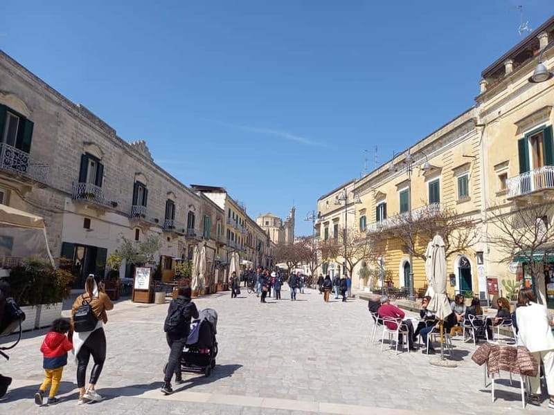 English Tour in Matera cave house and rock church included - Entering Matera’s Cave Houses and Sassi Districts