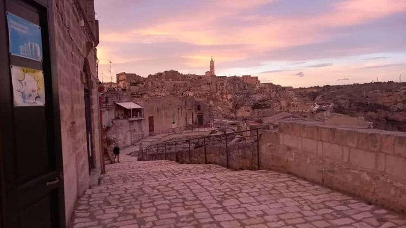 English Tour in Matera cave house and rock church included - FAQ