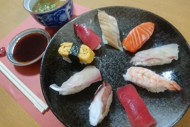 Enjoy a Basic Sushi Making Class - What Youll Learn in the Class