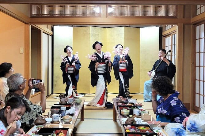 Enjoy Cultural Downtown and Traditional Cuisine From Tokyo - Key Points