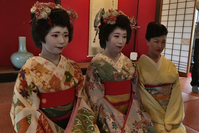 Enjoy Private Talking With a Geisha at Lunch Tokyo, Tea Ceremony - Meeting and Pickup Information