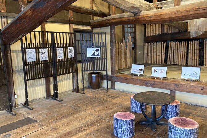 Enjoy the Atmosphere of Takehara the Little Kyoto in Hiroshima - Appreciating the Art of Ikebana Flower Arrangement