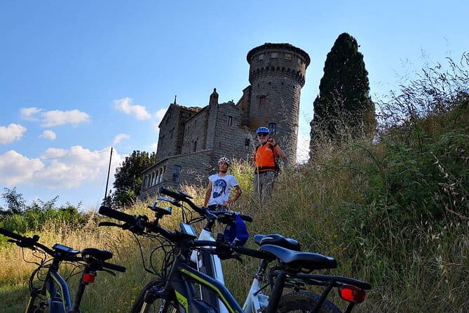 Enobike tour to Lake Corbara and Titignano Castle - Who Will Love This Tour?