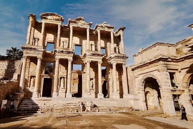Ephesus and Terrace houses Tour from Izmir / Cruisers only - Exploring the Itinerary in Detail
