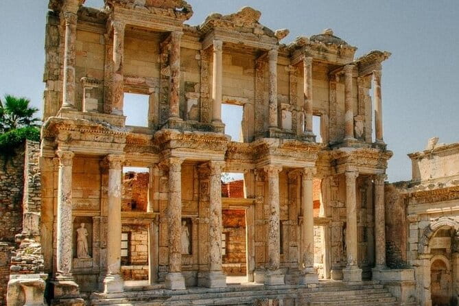 Ephesus Private Tour Guide - Entering Ephesus: A Walk Through Time