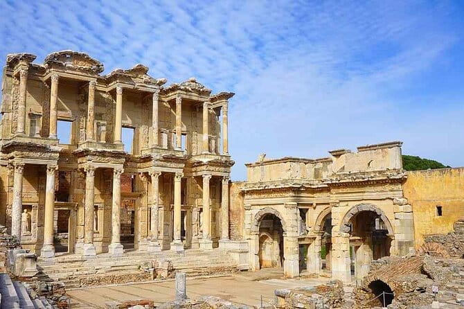 Ephesus Small Group Tour From Kusadasi - Selcuk - Entering the World of Ephesus and Its Surroundings