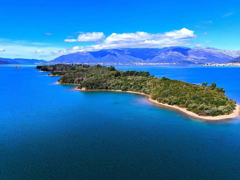 Escape from the Masses: 2.5-Hour Private Boka Bay Boat Tour - The Sum Up