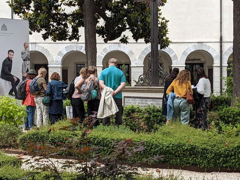 Escape game at Lyon's Hôtel Dieu - The Role of Actors and Live Interaction