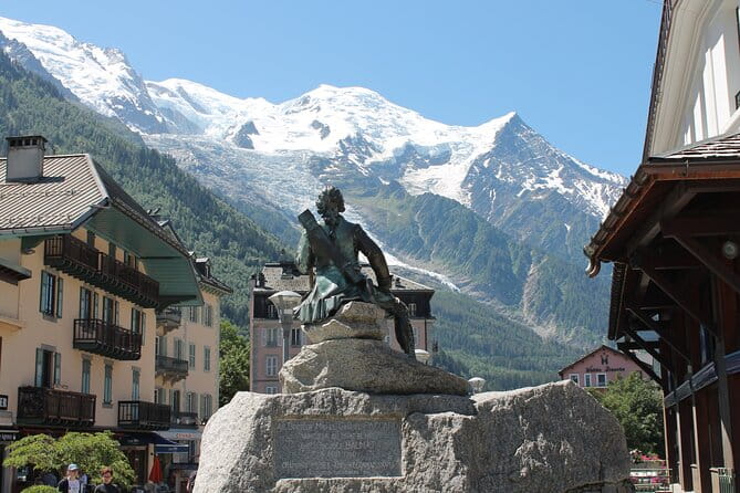Escape Game in the streets of Chamonix - Exploring the Streets of Chamonix: From Puzzle to Past