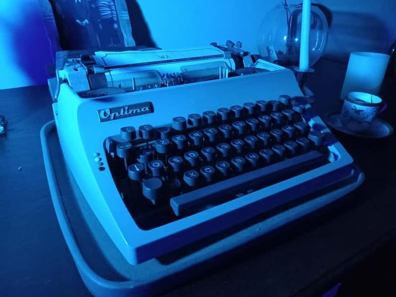 ESCAPE MANOR Escape Rooms: Nevermore Murder - The Killer - Setting the Scene: Entering the Gothic Library