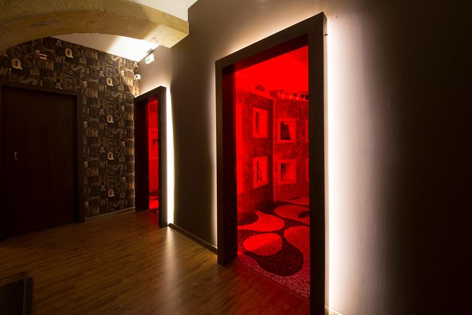 Escape Room in the Heart of Lisbon! - Clues and Riddles to Solve