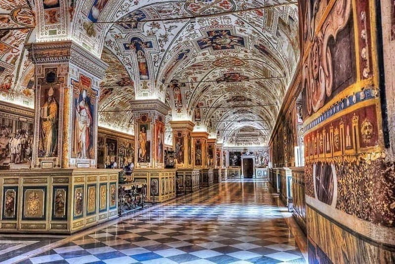 Escorted Fast Track Entry: Vatican Museums & Sistine Chapel - Price and Logistics: How Does It Stack Up?