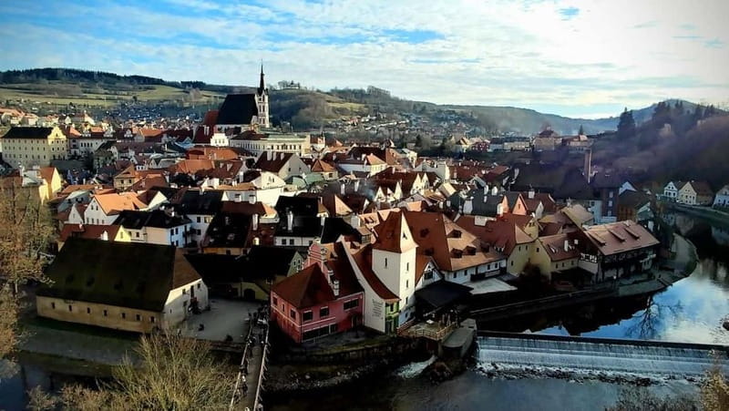 eský Krumlov: Private Day Trip from Prague with Local Guide - Why this tour stands out