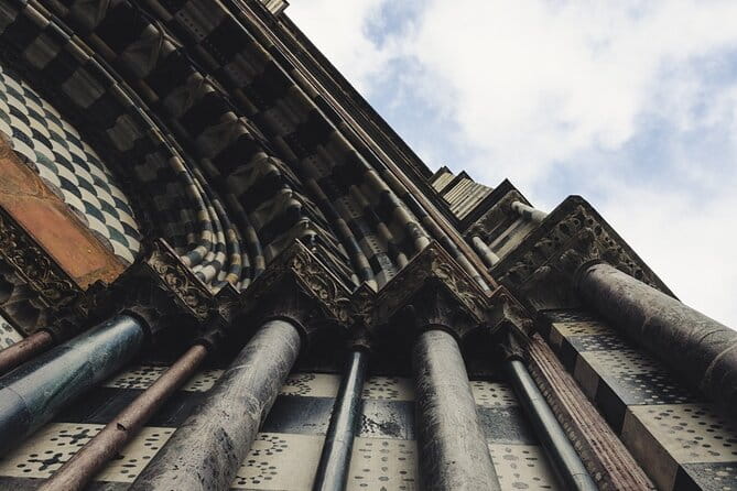 Essential Genoa Photo Tour - Discovering Genoa Through a Lens