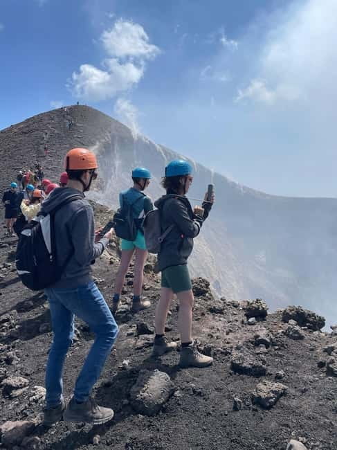 ETNA VOLCANO: Escursione sui crateri sommitali con bus 4x4 - Practical Details and Logistics