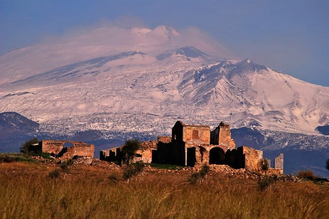 ETNA & WINE, TAORMINA TOUR FD from CATANIA (GUIDE and LUNCH Included) - Exploring Mount Etna: Volcanic Wonders Up Close
