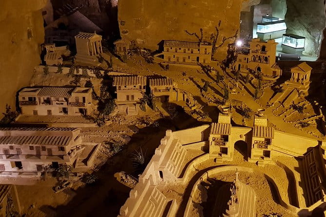 Etruscopolis: Once Were Etruscans - Transportation and Group Size: Why It Matters