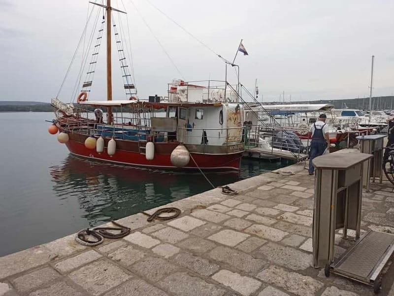 Evening Boat Trip to Krk City: Explore Nightlife & Culture - Exploring the Charm of Krk by Night: A Practical Review of the Evening Boat Trip