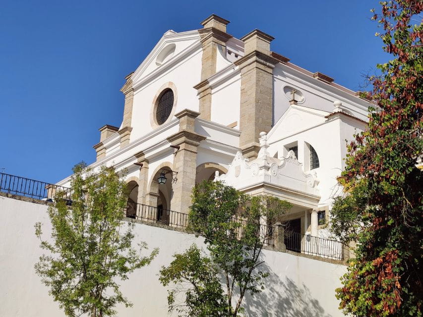 Évora: Christian Heritage Private Walking Tour - Meeting Information
