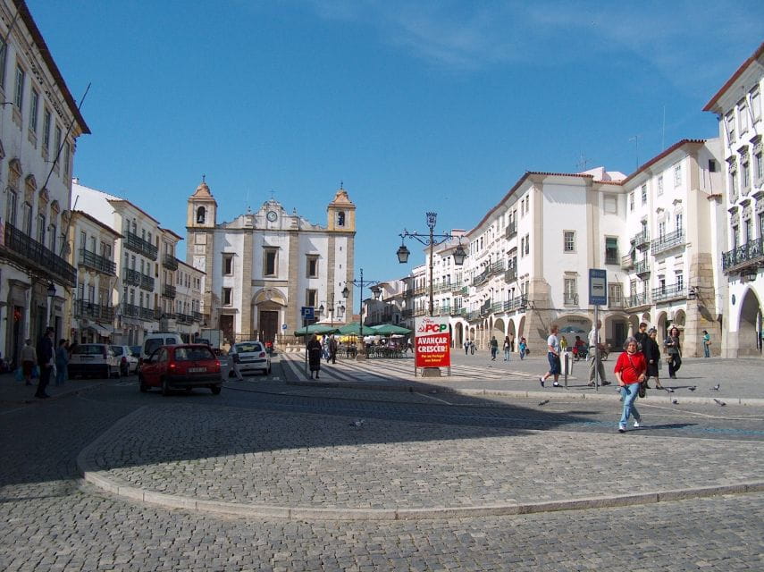 Evora: City Highlights Private Walking Tour - Getting Around