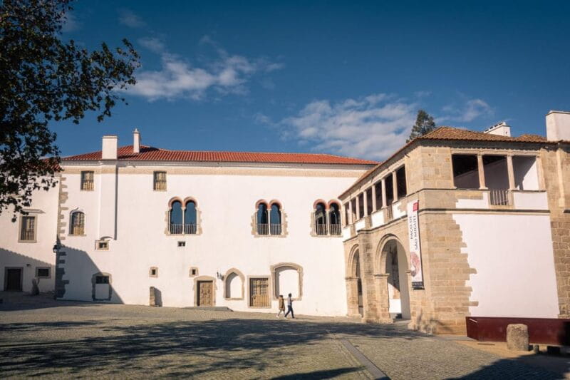 Évora: Flexible Walking Tour in Historic Center - Who Will Love This Tour?