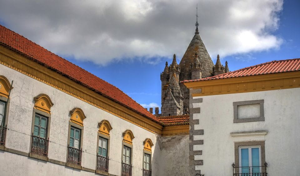 Evora Private Excursion From Lisbon - Luxury Vehicle With Chauffeur