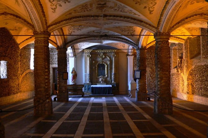 Evora Private Full Day Sightseeing Tour from Lisbon - Who Is This Tour Best For?