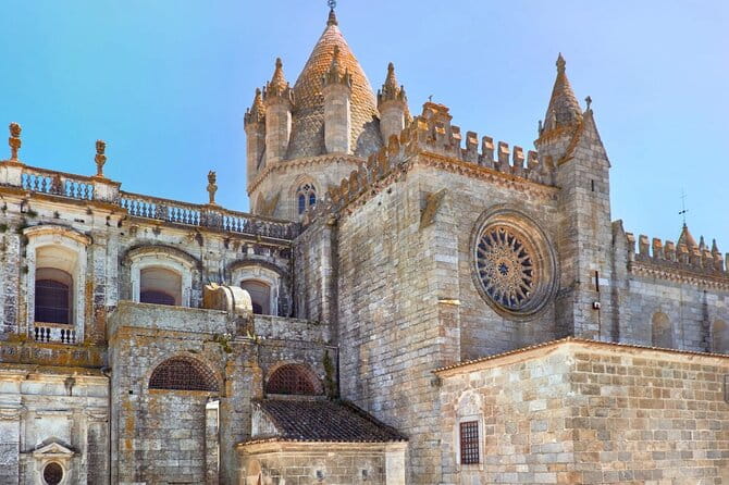 Évora Private Tour - Cork Factory Visit Included - Exploring Portugal’s Hidden Charm: The Évora Private Tour Experience