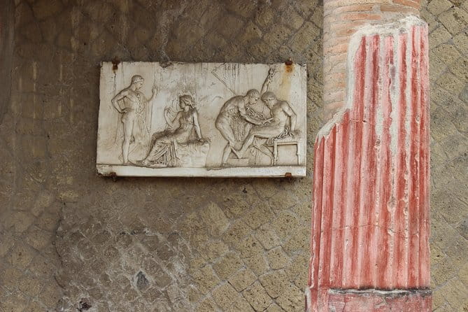 Excavations of Herculaneum. Tour guide and skip-the-line ticket - Exploring the Ruins of Herculaneum: A Guide to the Experience