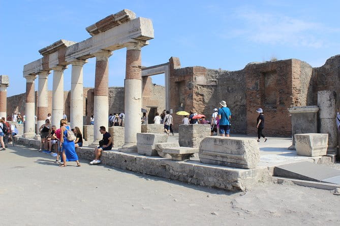 Excavations of Pompeii. Tourist guide and skip-the-line ticket - FAQ