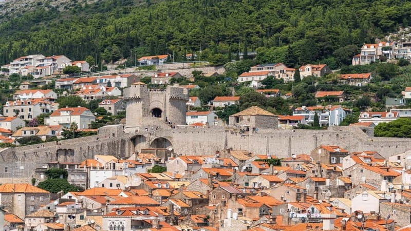 Exclusive 4-Hour Tour of Dubrovniks Old Town & City Views - Returning to the Port: A Smooth Finish