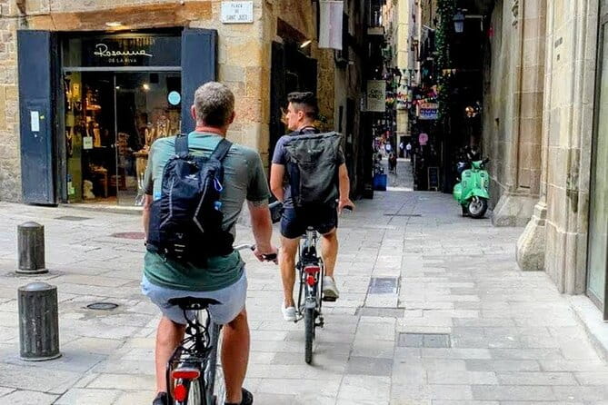 Exclusive Barcelona Bicycle Food tour: 6 neighbourhoods + food - Key points / Takeaways