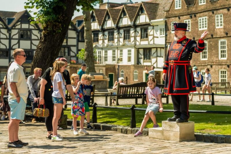 Exclusive Beefeater Meet & Greet at the Tower of London - Getting to the Heart of the Tower of London Experience