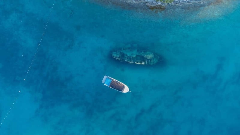 Exclusive Blue Lagoon Luxury Boat Tour from Split - Key points / Takeaways