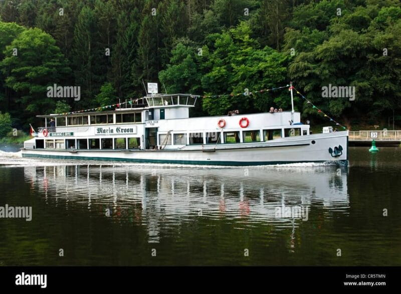 Exclusive Christmas cruise with Christmas Eve buffet - The International Buffet and Drinks