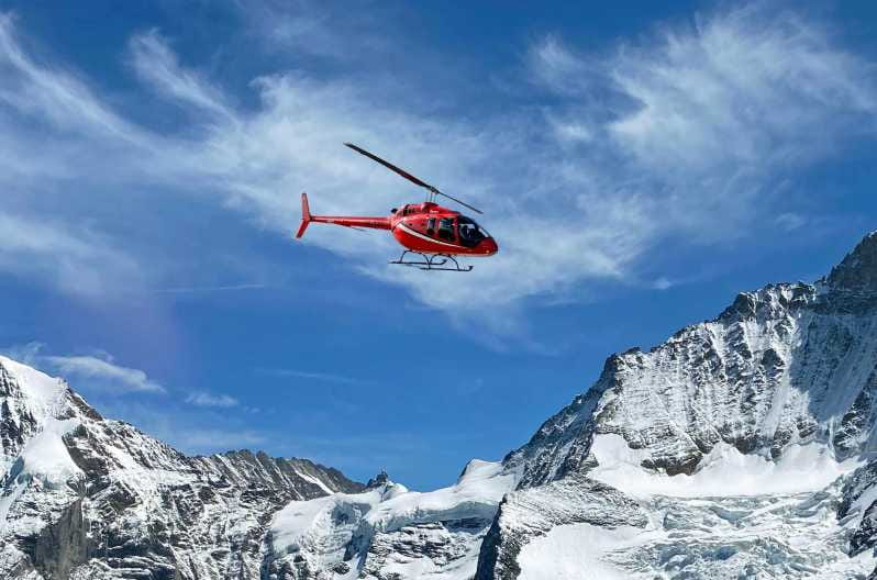 Exclusive helicopter-tour for 4 people to the Swiss Alps - A Scenic Helicopter Ride Over the Swiss Alps: What You Need to Know