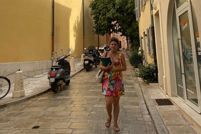 Exclusive private tour of Saint Tropez by a Tropezian guide - Who Would Love This Tour?