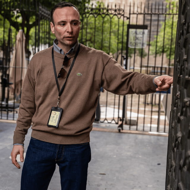 Exclusive Seville: Hidden Gems and Iconic Landmarks Tour - Key Points / Takeaways