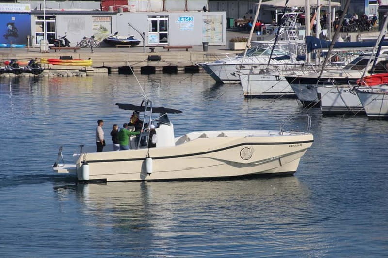 Exclusive sunset cruise-ship in Valencia, Sunset - Visiting the America’s Cup Port: A Bonus Feature