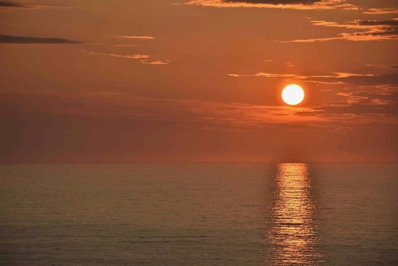 Exclusive to Norway, Sommarøy: Midnight sun in a Hobie sailing kayak. - Discovering the Midnight Sun from a Sailing Kayak in Norway