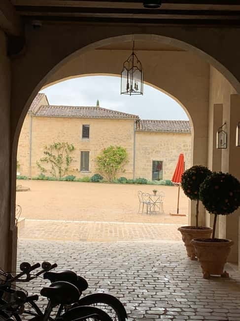 Exclusive Wine Tour of the St-Émilion Chateaux with tastings - Who Will Love This Tour?