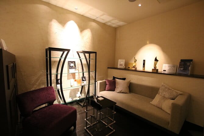 Experience Award-Winning Spa Treatments in Downtown Tokyo - Amenities and Inclusions