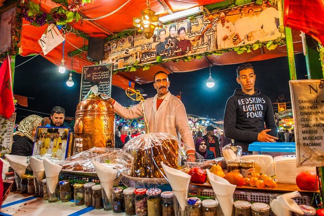 Experience Marrakech: Gastronomic and Market Adventure Inside the Medina - Immerse in Bustling Souks